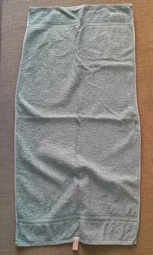 Medium green cotton towel