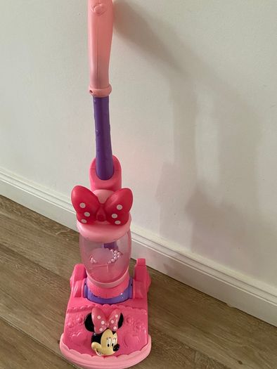 Minnie Mouse vacuum cleaner