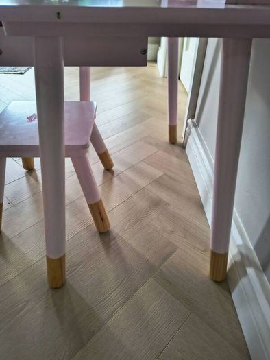 Girls Vanity Table and Stool