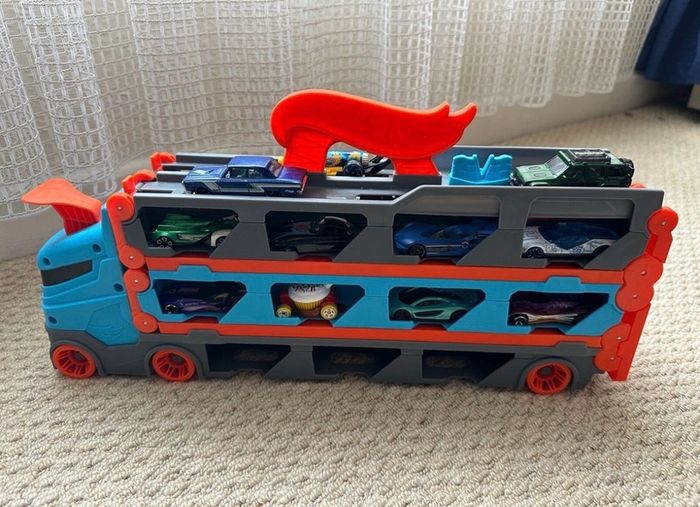 Hotwheels Truck Set with Many Extra Cars