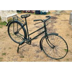 Vintage Bike on Stand KAS1312