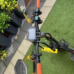 Electric scooter