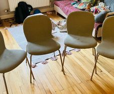 FREE: set of 4 chairs