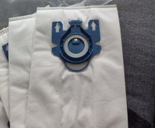 Vacuum cleaner bags