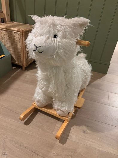 Rocking Lama