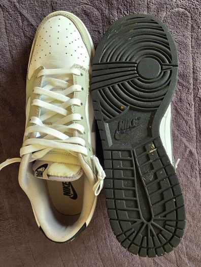 Nike Dunk Low Spray Paint Swoosh