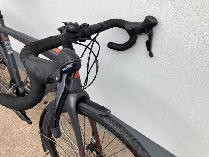 Boardman ADV 8.6 Gravel bike