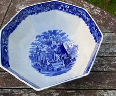 Vintage Wedgewood Ferrara Bowl