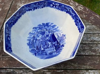 Vintage Wedgewood Ferrara Bowl