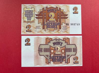 Latvia  2 Rubli  1992   ( uncirculated )