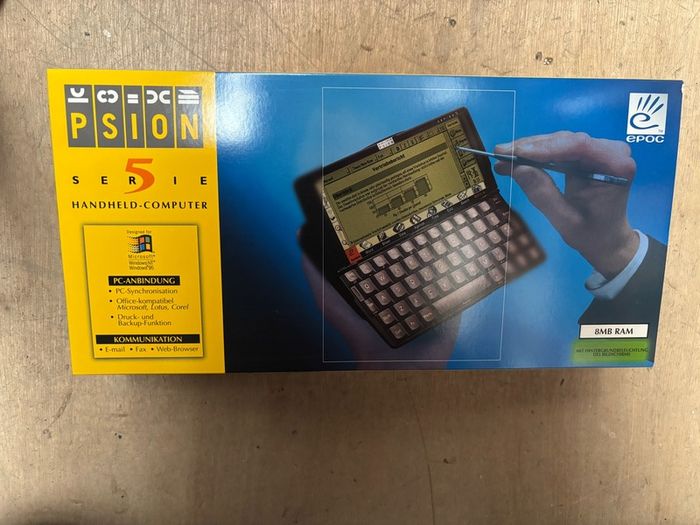 Handheld PC (Rare)vintage Psion Series 5, 8MB
