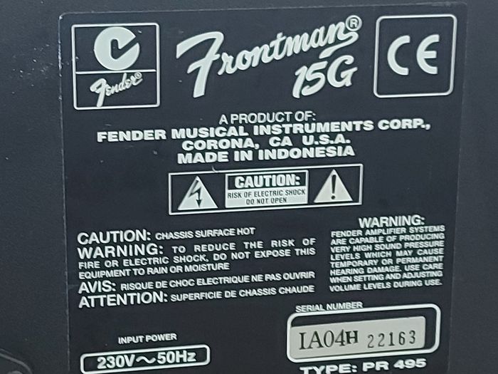 FENDER Frontman 15G Guitar Amp in excellent like new condition, working great