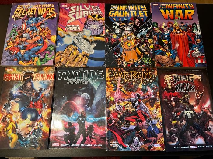 Assorted Marvel trade paperbacks