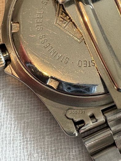 TAG Heuer 2000 Professional 200M Quartz