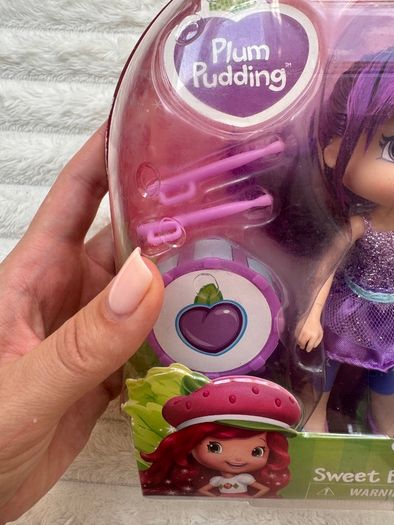 Strawberry Shortcake Sweet Beats Doll Plum Pudding Damaged Box Please see photos