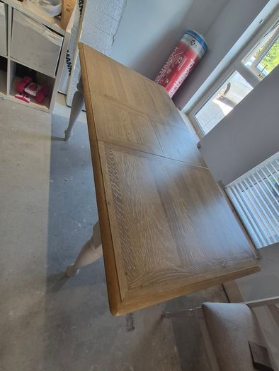 Extendable Kitchen Table and Chairs