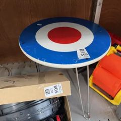 Retro Target bullseye small table