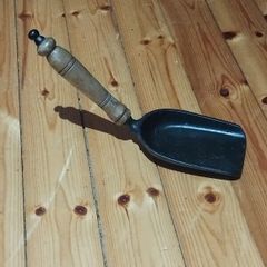 Vintage Style Cast Iron Coal Shovel