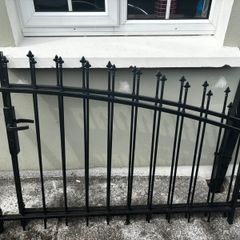 Double Door Fence Gate With Spear Top