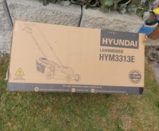 Electric lawnmower