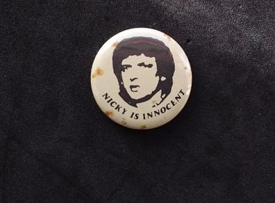Manic Street Preachers : Nicky is Innocent , Vintage White Button Badge