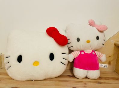 Hello Kitty pillow and soft toy