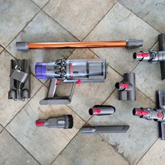 Dyson V10 Absolute