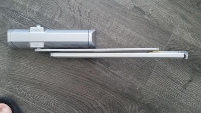 Dorma TS 90 door closer