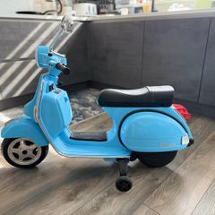 Electric Vespa 12V