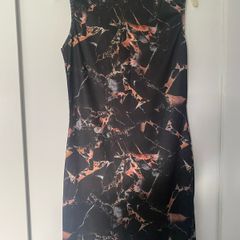Size uk10 bodycon dress