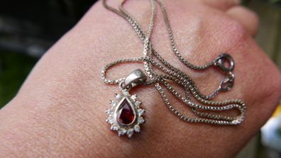 Vintage Sterling Silver 925 Isla Garnet Pendant Necklace 4,2g