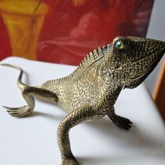 Vintage brass  Lizard