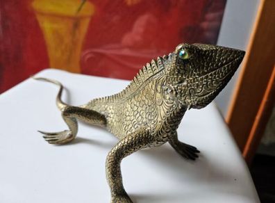 Vintage brass  Lizard