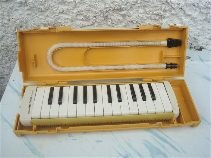 Vintage Suzuki Melodion - School 26 - 1970s