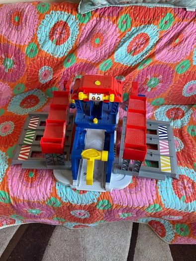 4 lots paw patrol & 3 lots hot wheels