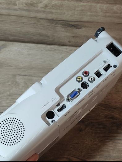 Epson EB-S31 Projector
