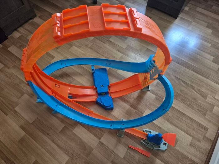 Hot Wheels Track