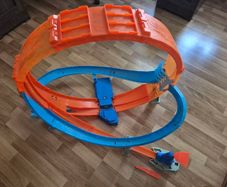 Hot Wheels Track