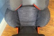 childs car seat