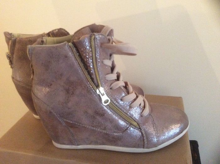 Ankle high top boots