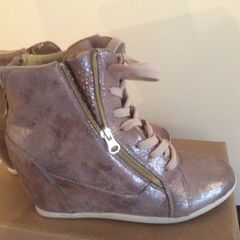 Ankle high top boots