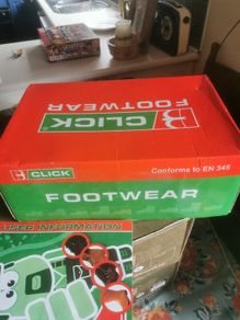 Safety boots