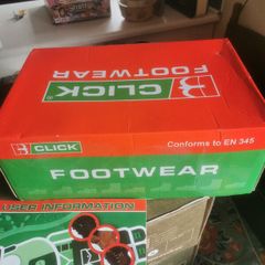 Safety boots