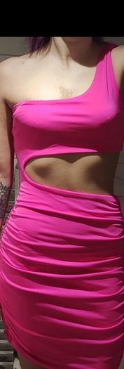 Asymmetric dress