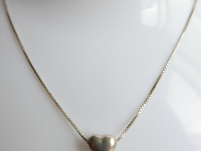 Vintage 925 Sterling Silver heart pendant necklace, length 16" - 2.0g
