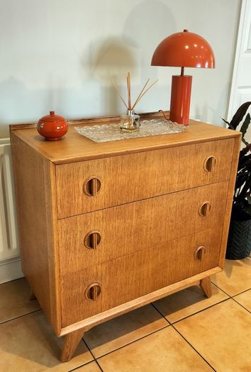 Mid Century Vintage Chest of Drawers