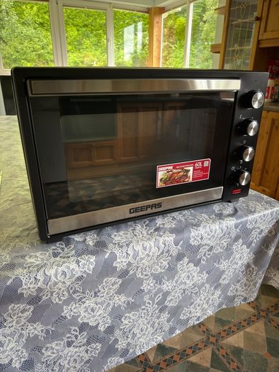 Portable 60 Liter electric oven with rotisserie all equipment