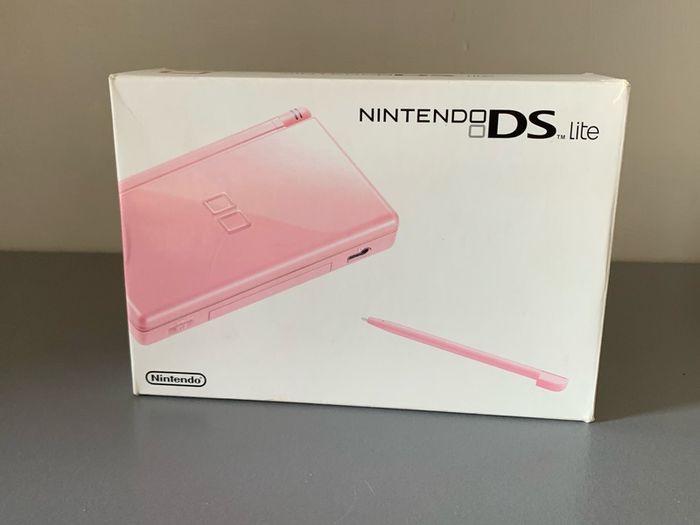 Nintendo DS Lite Boxed