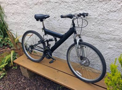 Dual Suspension Men's Mountain Bike 26" wheel