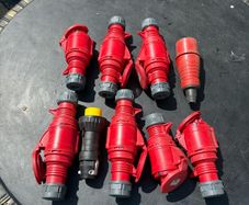 Trailing sockets